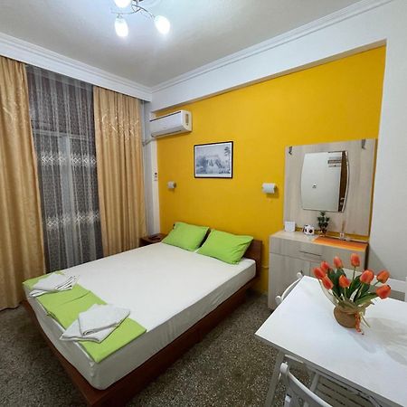 Kletnikovi Apartment Аспровалта Екстериор снимка