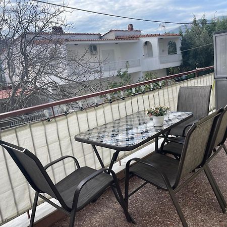 Kletnikovi Apartment Аспровалта Екстериор снимка